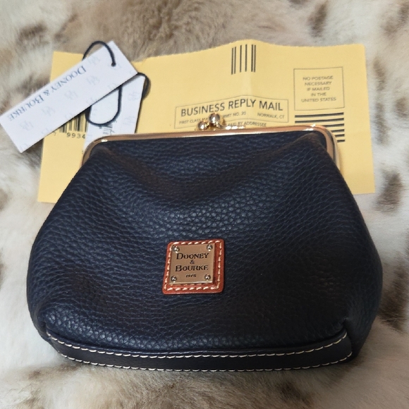 Dooney & Bourke Handbags - Dooney & Bourke Black Leather Clutch